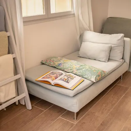 Willa Pierre Blanche Le Calme A 5mn Du Centre Nîmes